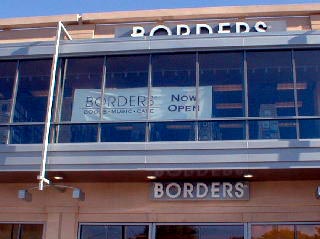 Borders in Nashville is now open!