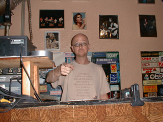 Poor David's Pub - Dallax, TX, August 28th, 2001