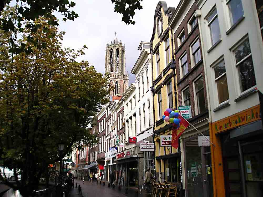 
    Hotel De Biltsche Hoek - Utrecht, NL
  , 
    October 7th, 2003
  