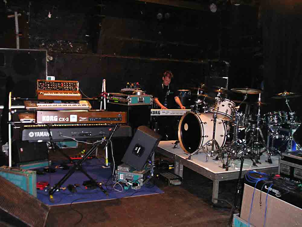 
    Zeche Club - Bochum, DE
  , 
    October 11th, 2003
  