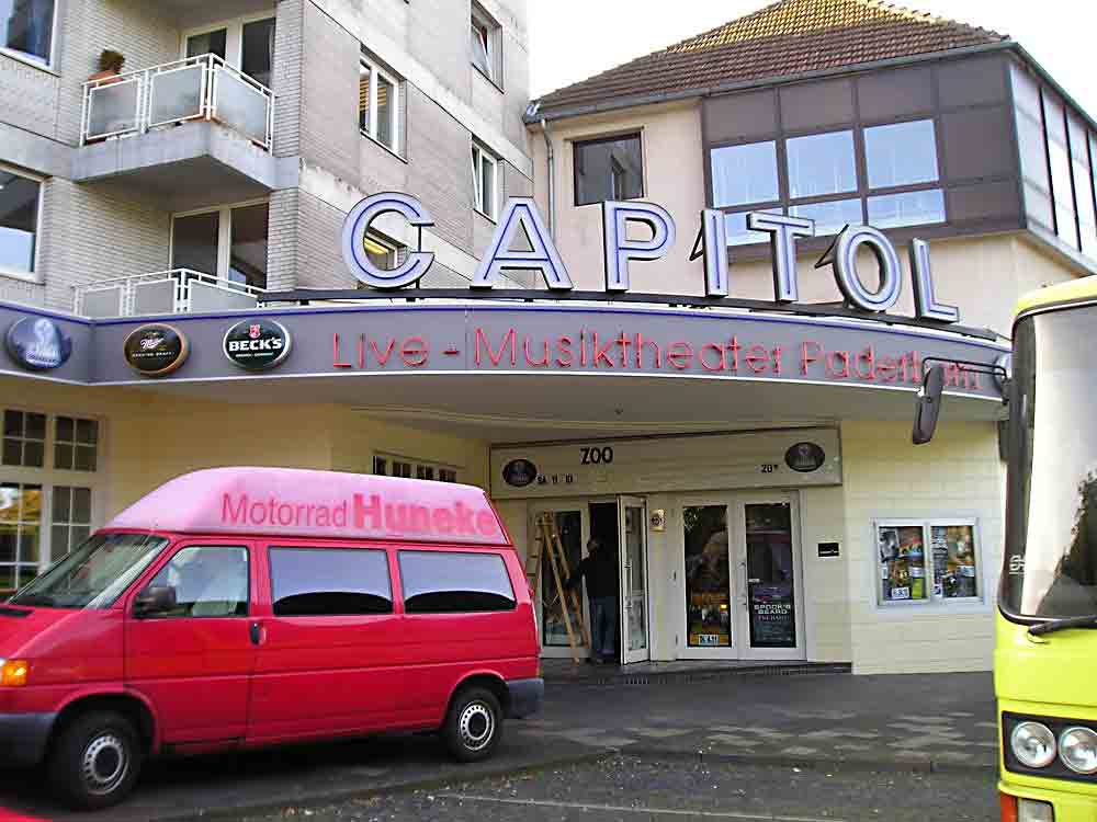 
    Capitol Club - Paderborn, DE
  , 
    October 13th, 2003
  