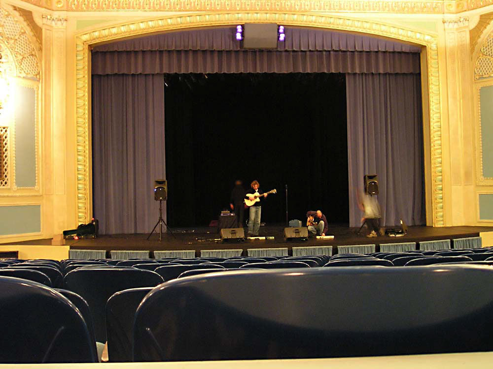 
    Paramount Theater - Paramount Theater, MN
  , 
    April 14th, 2004
  