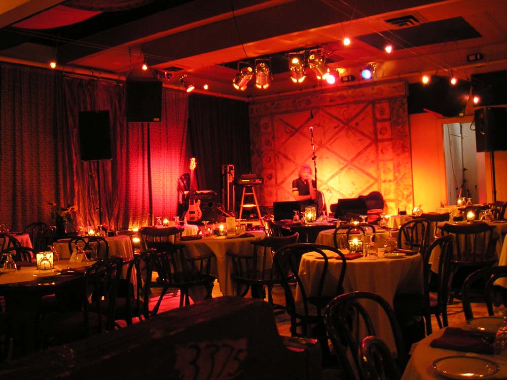     Montage Grille, Rochester, NY  ,     August 20th, 2004  